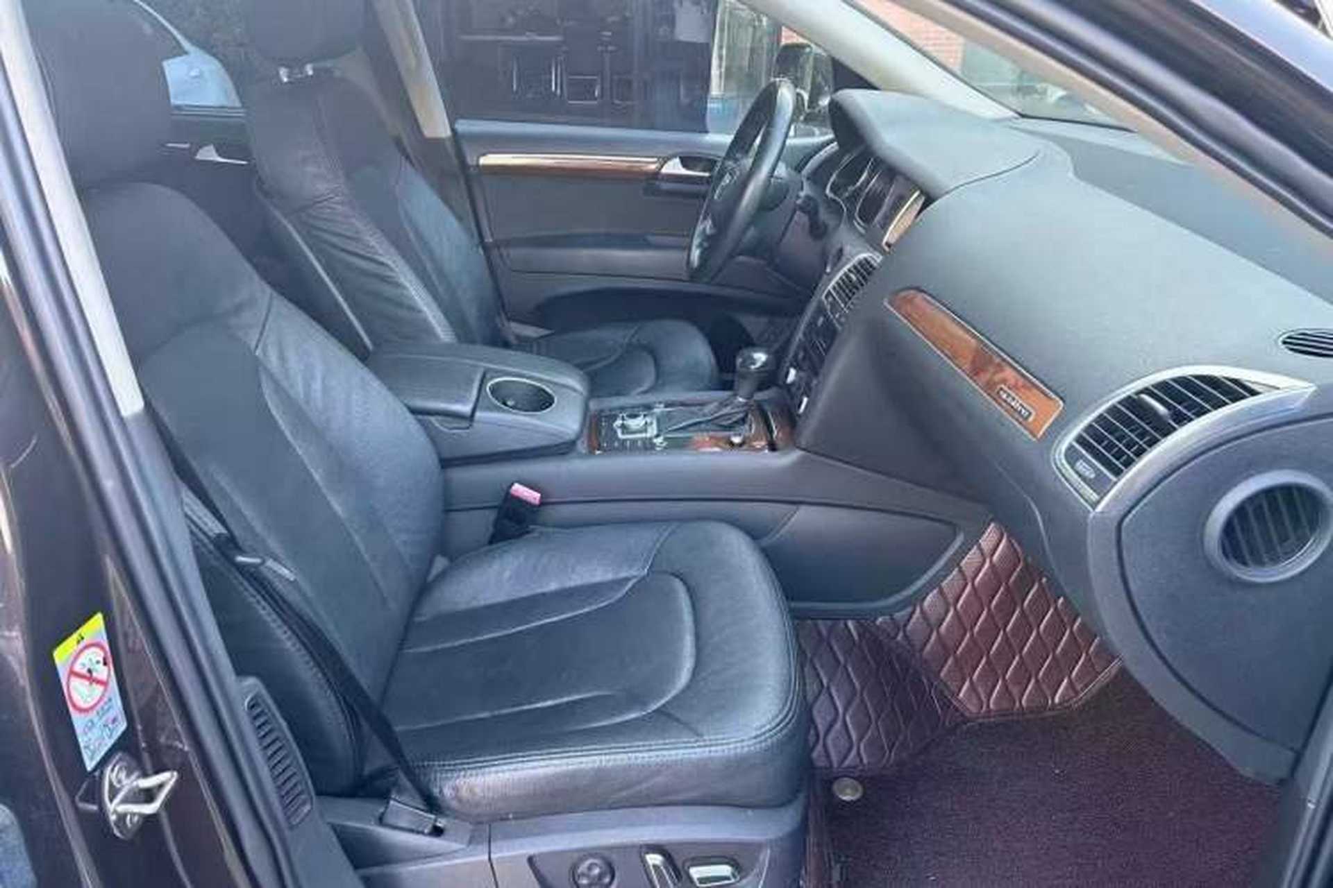 Used Audi Q7 2014 35 TFSI Ambition Edition Interior 4
