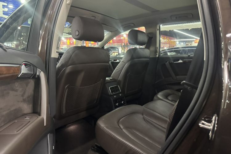 Used Audi Q7 2014 35 TFSI Sport Edition Interior 5