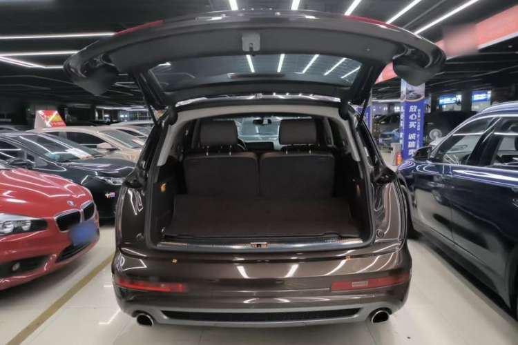 Used Audi Q7 2014 35 TFSI Sport Edition Interior 5