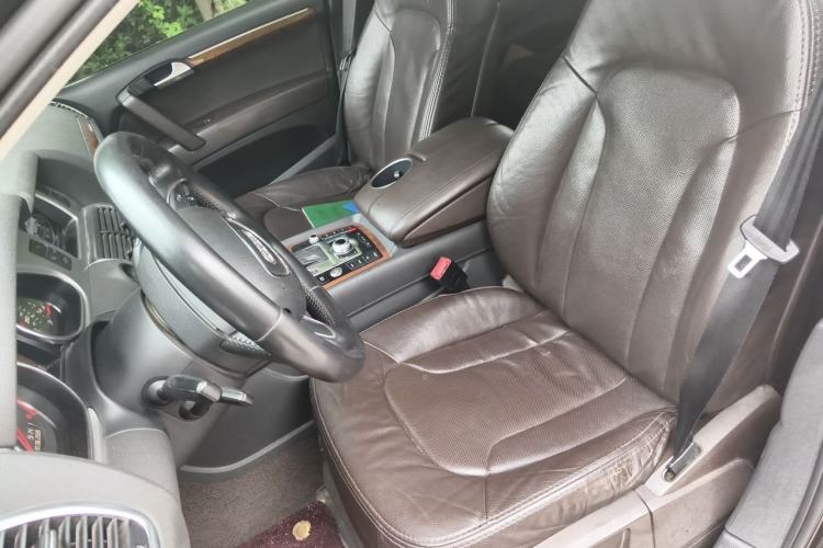 Used Audi Q7 2014 35 TDI Sport Edition Left Front Seat