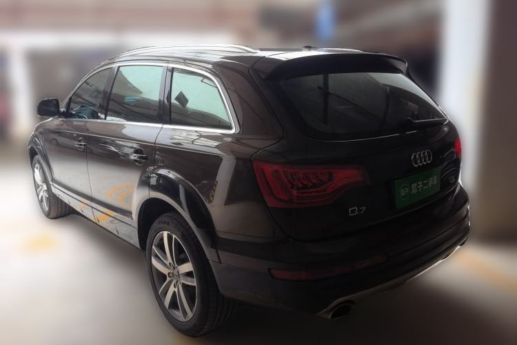 Used Audi Q7 2014 35 TFSI Off-road Model Rear Left 45 Deg