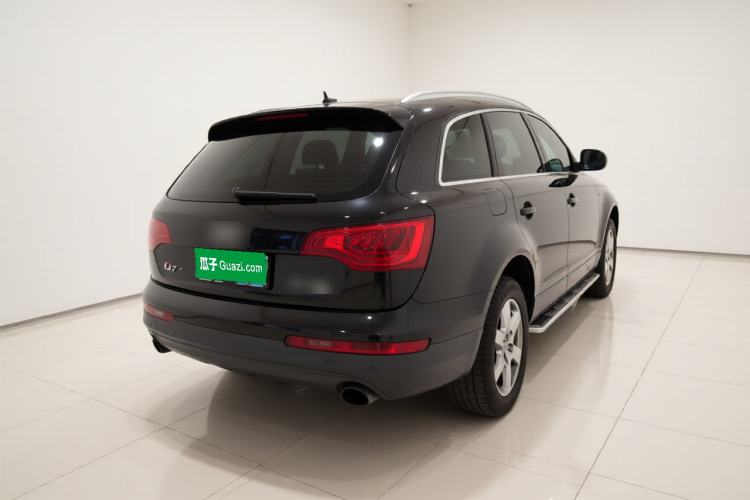Used Audi Q7 2014 35 TFSI Ambition Edition Rear Right 45 Deg