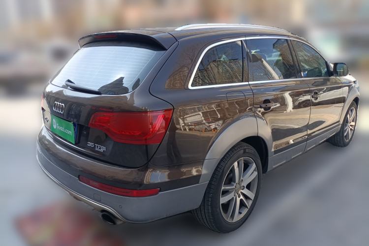 Used Audi Q7 2014 35 TFSI Off-road Model Rear Right 45 Deg