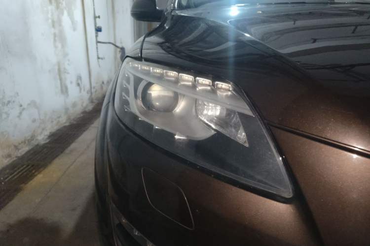 Used Audi Q7 2014 35 TFSI Ambition Edition Right Front Headlight
