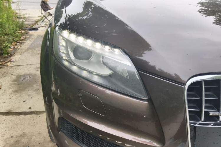 Used Audi Q7 2014 35 TDI Sport Edition Right Front Headlight