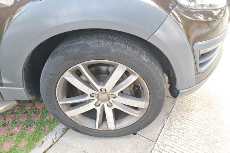 Used Audi Q7 2014 35 TFSI Off-road Model Right Front Wheel Hub