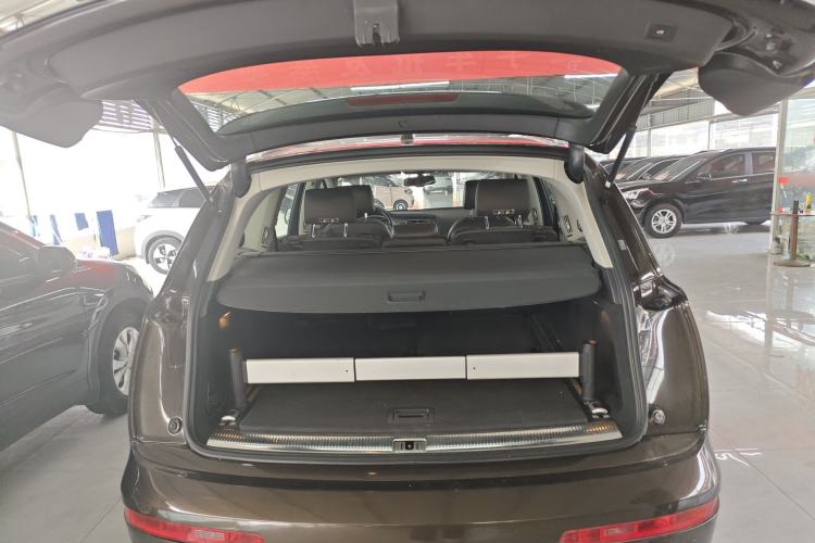 Used Audi Q7 2014 40 TFSI Sport Edition Trunk