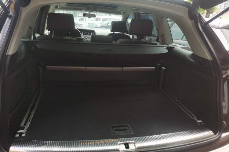 Used Audi Q7 2014 35 TFSI Sport Edition Trunk
