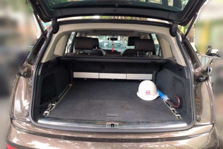 Used Audi Q7 2014 35 TFSI Ambition Edition Trunk