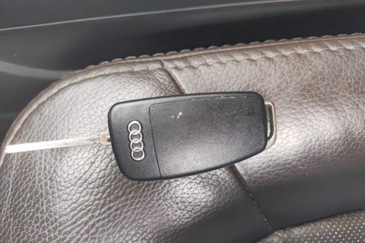 Used Audi Q7 2014 35 TFSI Sport Edition Vehicle Key