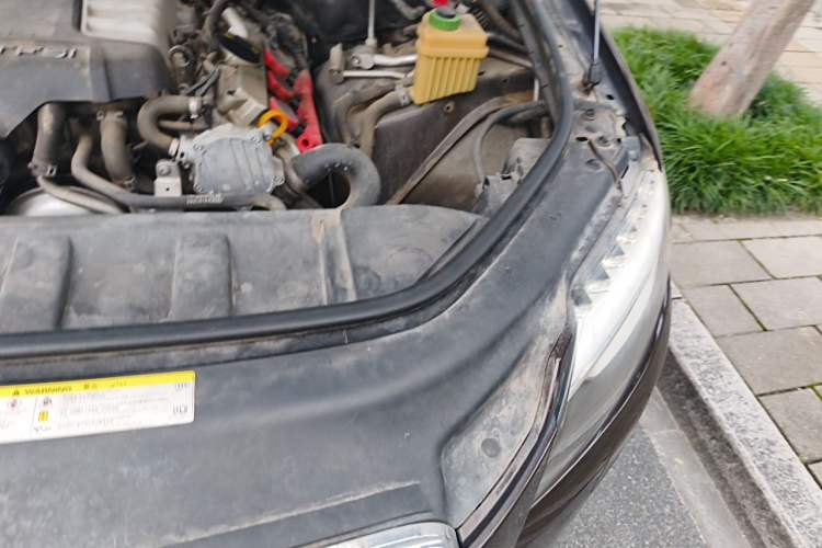 Used Audi Q7 2014 35 TFSI Ambition Edition Engine Bay Left