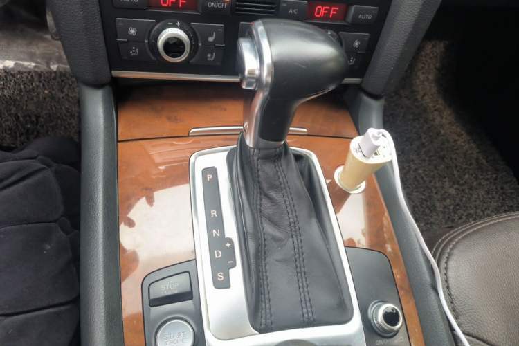 Used Audi Q7 2014 35 TFSI Exclusive Edition Gear Lever