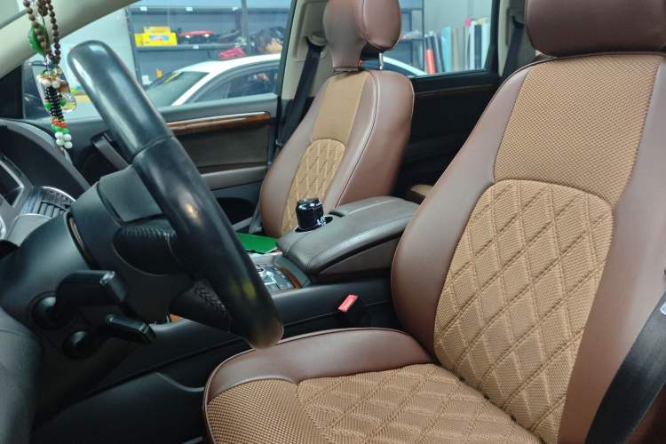 Used Audi Q7 2014 35 TFSI Ambition Edition Left Front Seat
