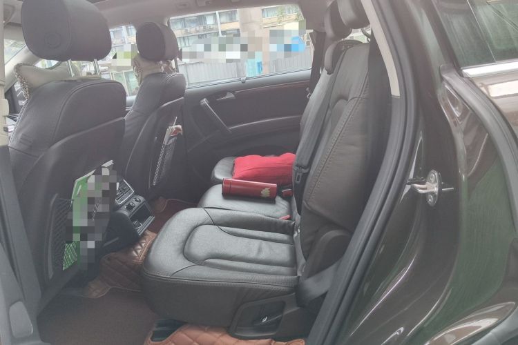 Used Audi Q7 2014 35 TFSI Ambition Edition Left Rear Seat