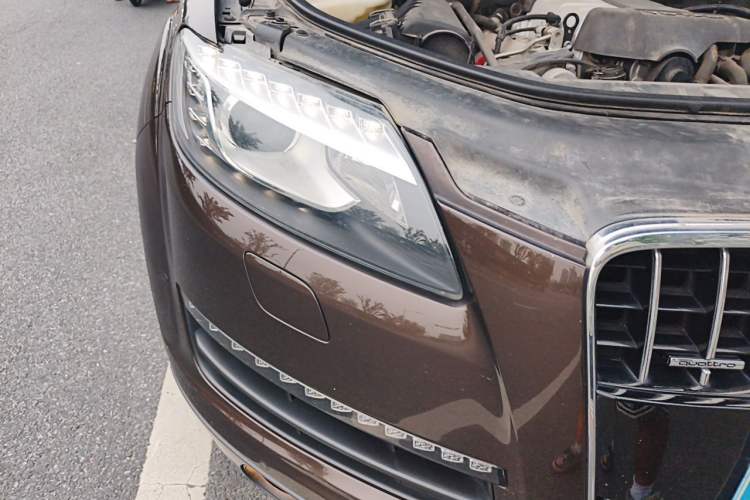 Used Audi Q7 2014 35 TFSI Ambition Edition Right Front Headlight