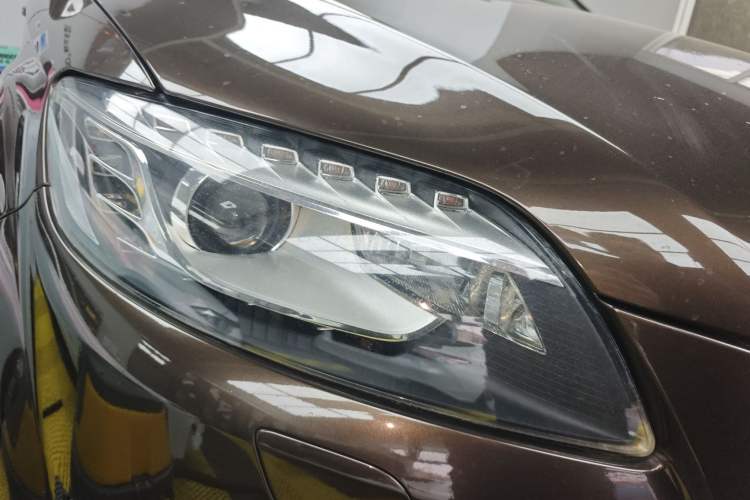 Used Audi Q7 2014 35 TFSI Ambition Edition Right Front Headlight