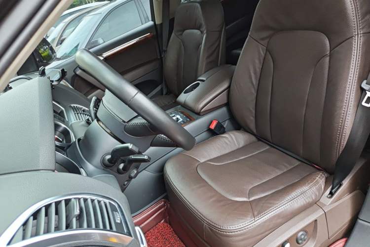 Used Audi Q7 2014 40 TFSI off-road version Left Front Seat
