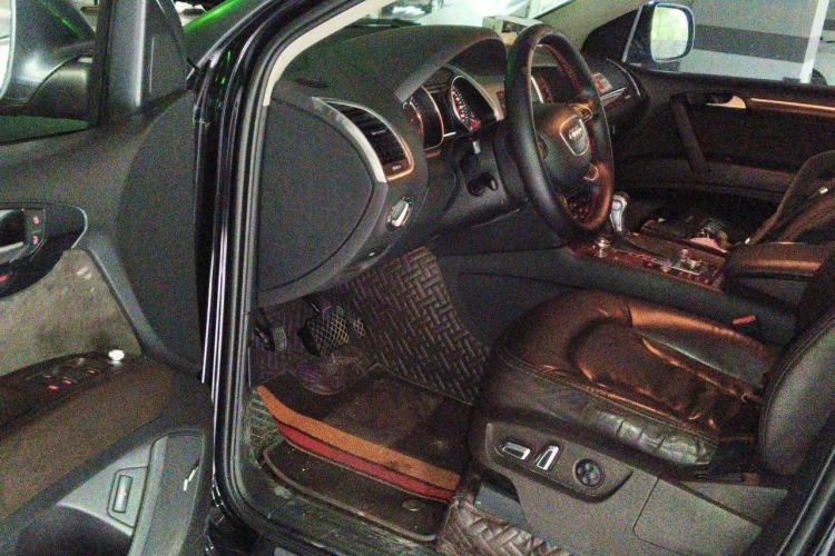 Used Audi Q7 2014 35 TDI Off-road Model Driver Seat