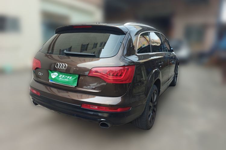 Used Audi Q7 2014 35 TFSI Ambition Edition Rear Right 45 Deg