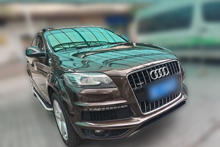 Used Audi Q7 2014 35 TFSI Sport Edition Front Right 45 Deg