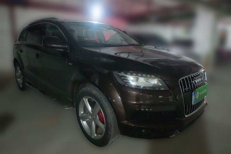 Used Audi Q7 2014 35 TFSI Sport Edition Front Right 45 Deg