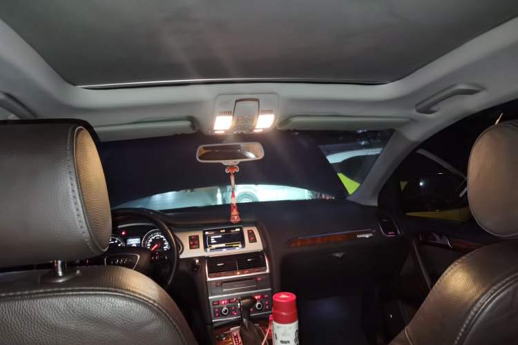 Used Audi Q7 2014 35 TFSI Sport Edition Headliner