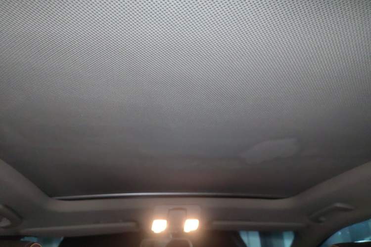 Used Audi Q7 2014 35 TFSI Sport Edition Headliner