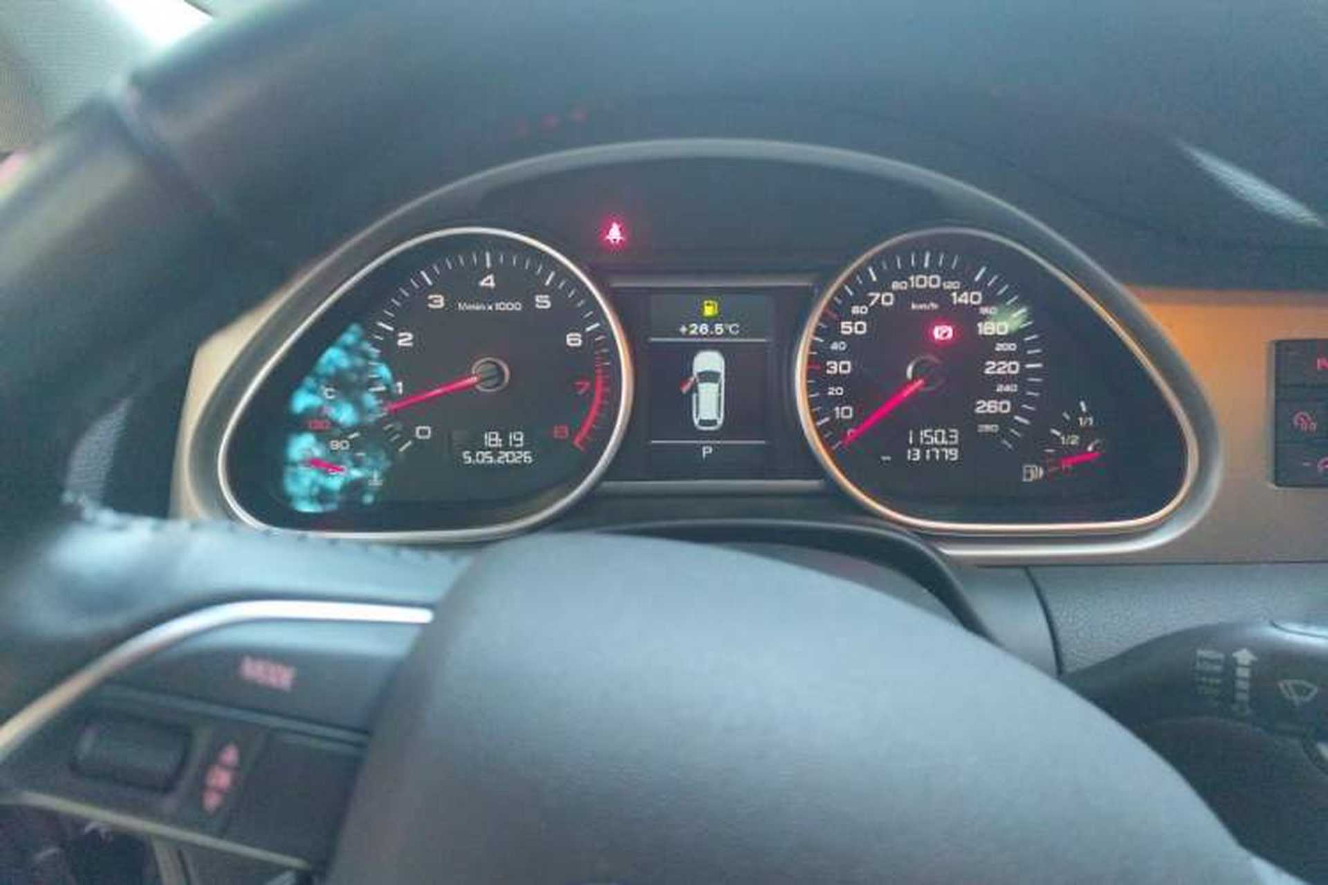 Used Audi Q7 2014 35 TFSI Ambition Edition Instrument Cluster