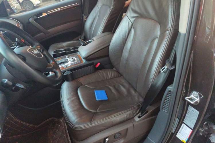 Used Audi Q7 2014 35 TFSI Ambition Edition Left Front Seat