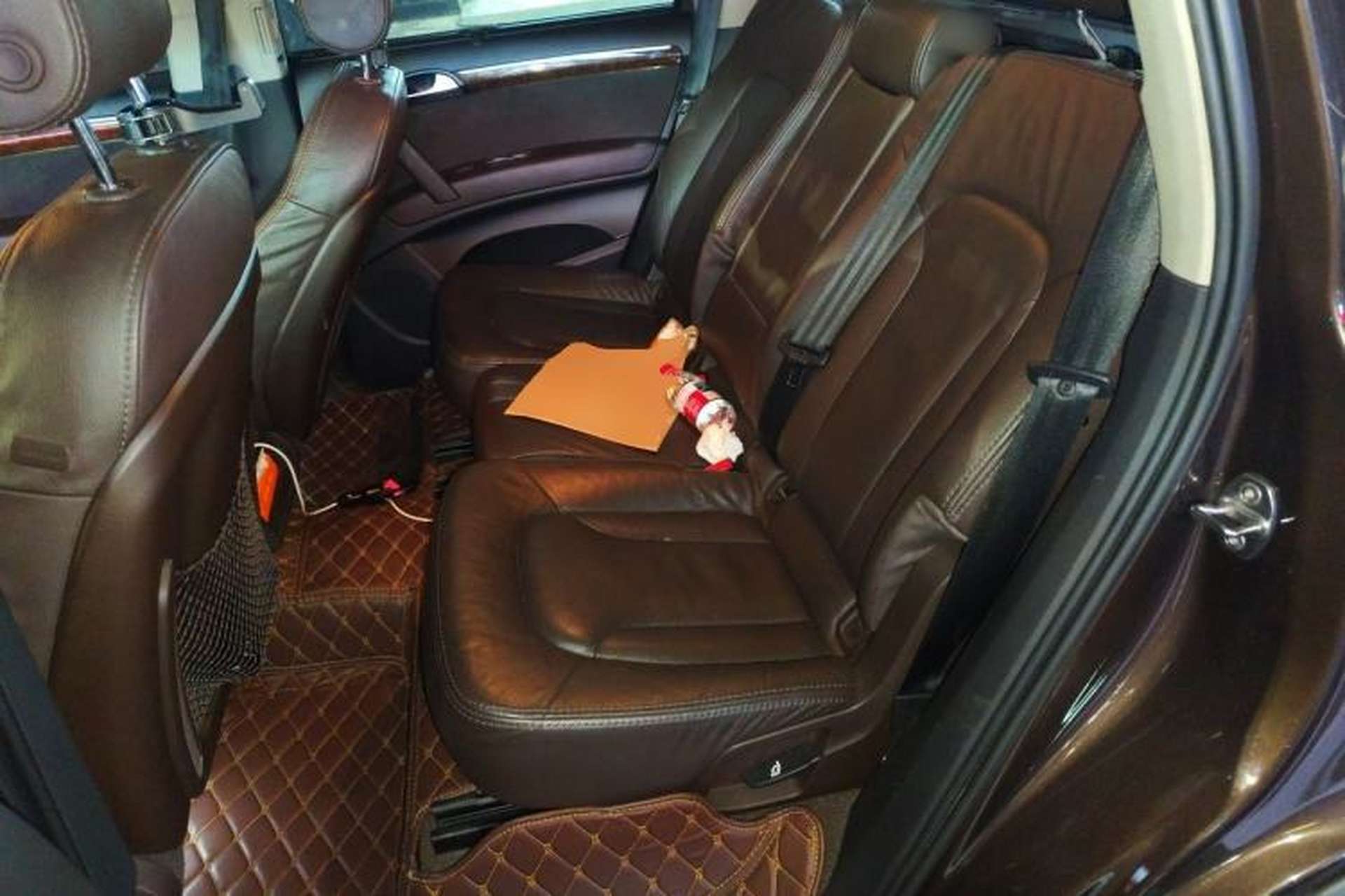 Used Audi Q7 2014 35 TFSI Ambition Edition Left Rear Seat