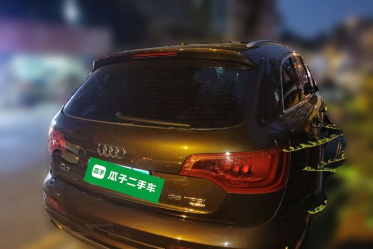 Used Audi Q7 2014 35 TFSI Sport Edition Rear Right 45 Deg