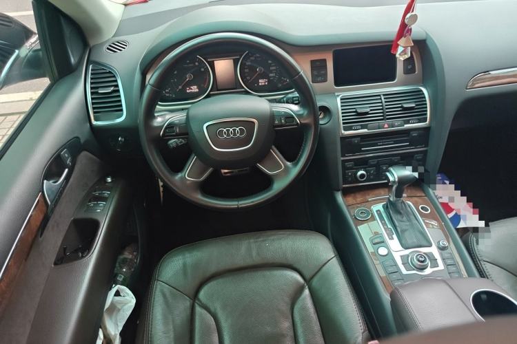 Used Audi Q7 2014 35 TFSI Sport Edition Steering Wheel