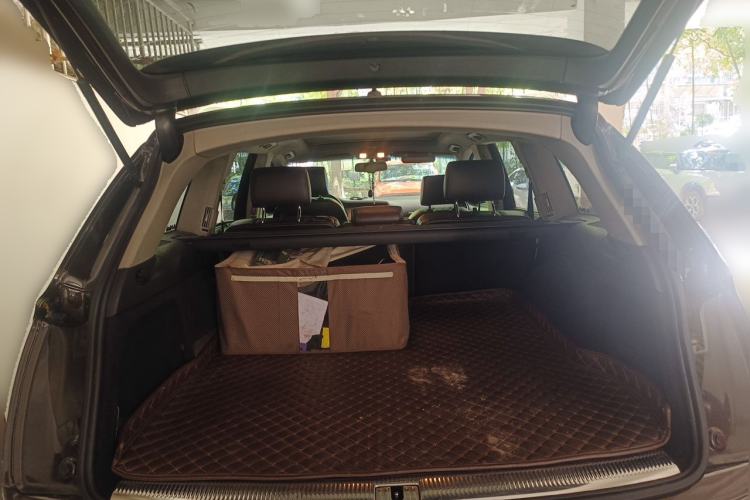 Used Audi Q7 2014 35 TFSI Sport Edition Trunk