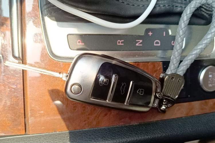 Used Audi Q7 2014 35 TFSI Sport Edition Vehicle Key