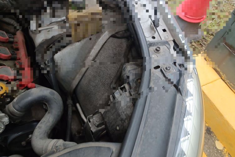 Used Audi Q7 2014 35 TFSI Off-road Model Engine Bay Left