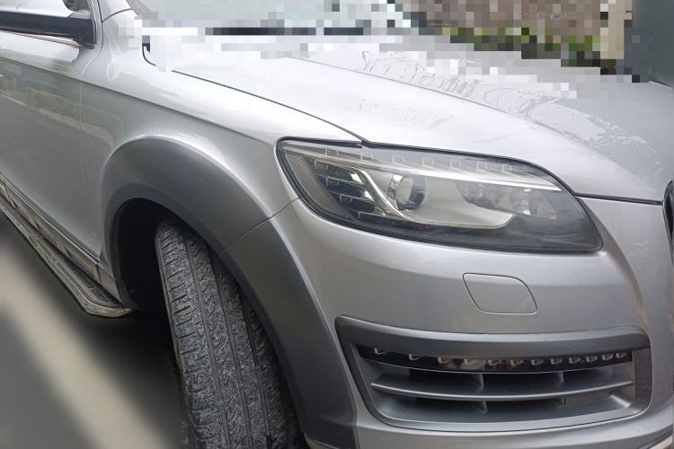 Used Audi Q7 2014 35 TFSI Off-road Model Front Right 45 Deg