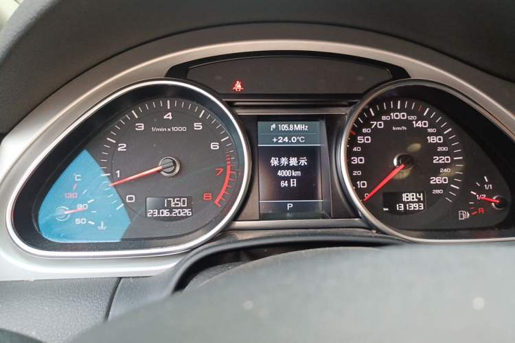 Used Audi Q7 2014 35 TFSI Off-road Model Instrument Cluster