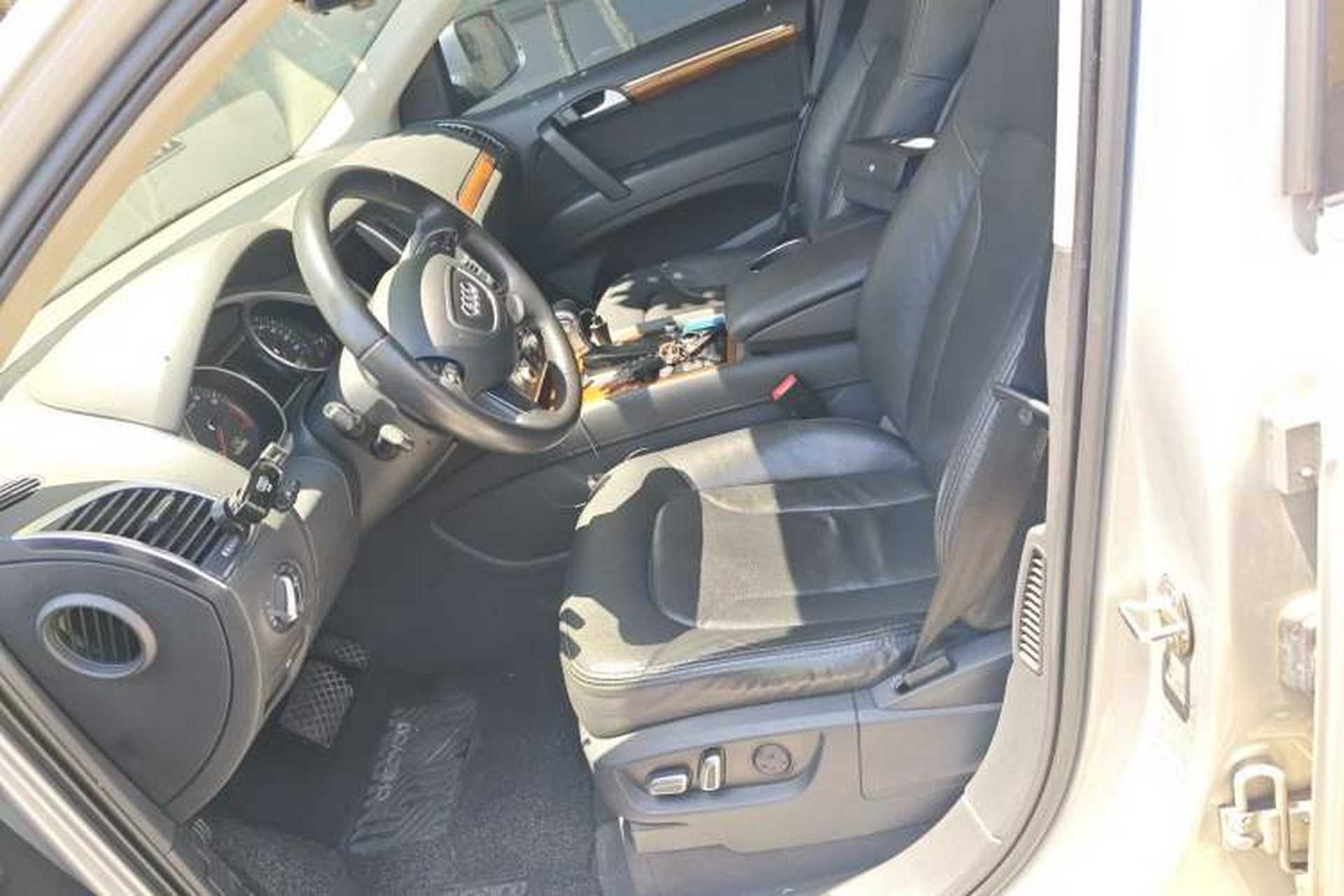 Used Audi Q7 2014 35 TFSI Ambition Edition Left Front Seat