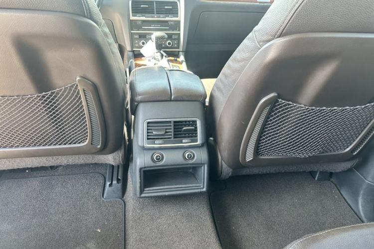 Used Audi Q7 2014 35 TFSI Ambition Edition Interior 2
