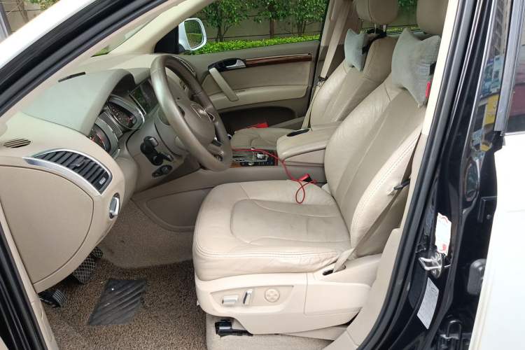 Used Audi Q7 2014 35 TFSI Off-road Model Left Front Seat