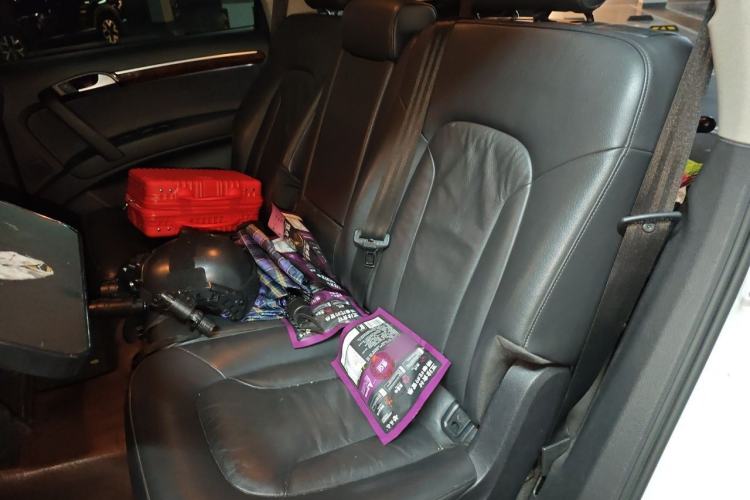 Used Audi Q7  Left Rear Seat