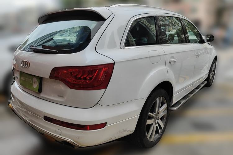 Used Audi Q7 2014 35 TFSI Off-road Model Rear Right 45 Deg