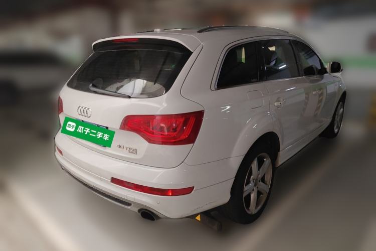 Used Audi Q7 2014 40 TFSI Sport Edition Rear Right 45 Deg