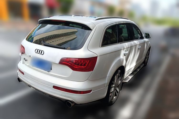 Used Audi Q7 2014 35 TFSI Off-road Model Rear Right 45 Deg