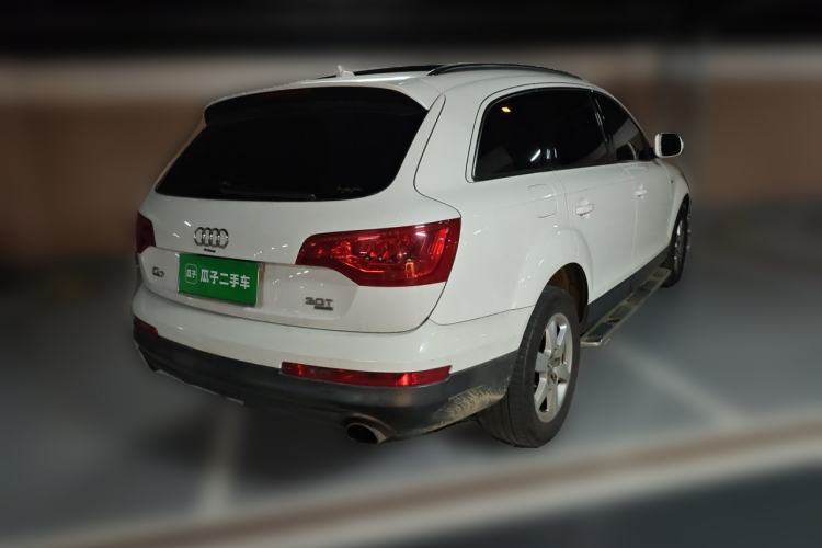Used Audi Q7  Rear Right 45 Deg