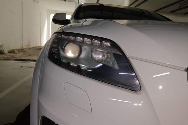 Used Audi Q7 2014 40 TFSI Sport Edition Right Front Headlight
