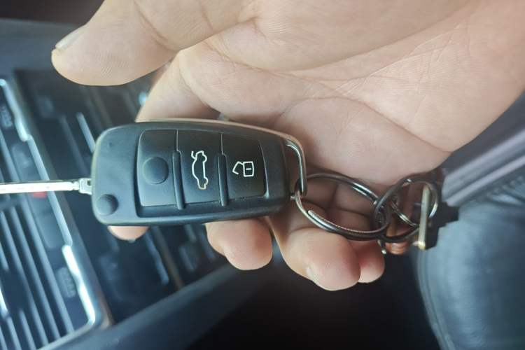 Used Audi Q7 2014 35 TFSI Off-road Model Vehicle Key