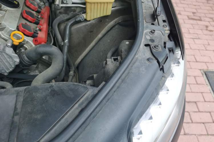 Used Audi Q7 2014 35 TFSI Ambition Edition Engine Bay Left