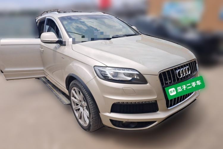 Used Audi Q7 2014 35 TFSI Exclusive Edition Front Right 45 Deg