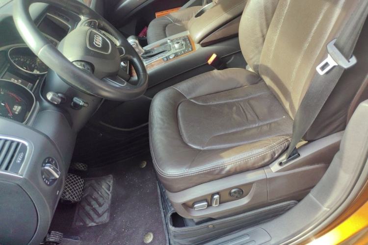 Used Audi Q7 2014 35 TFSI Sport Edition Left Front Seat